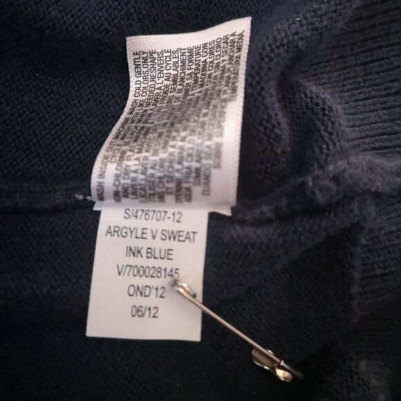 Old Navy Men's Argile Pattern Lightweight V-neck Sweater - Picture 6 of 10